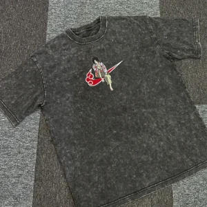 T-shirt Nike Naruto - Face à Sasuke