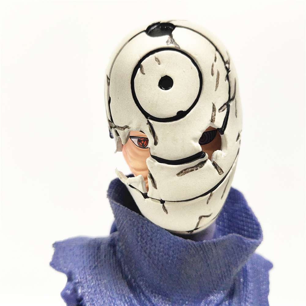 Obito Uchiha - Figurine Naruto Noire avec Socle Emblème Uchiha – Image 3